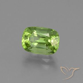 Péridot Vert moyen naturelle Coussin, 2.20 ct, VS