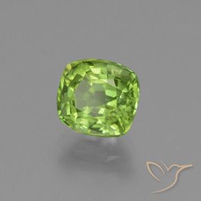 Péridot Vert éclatant naturelle Coussin, 1.79 ct, VS