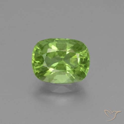 2.47ct Naturel Vert moyen Péridot, Coussin, VS