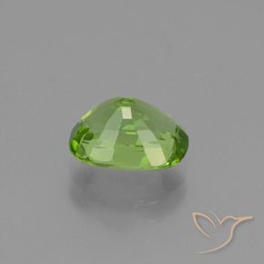 Péridot Vert moyen naturelle Coussin, 2.32 ct, VS