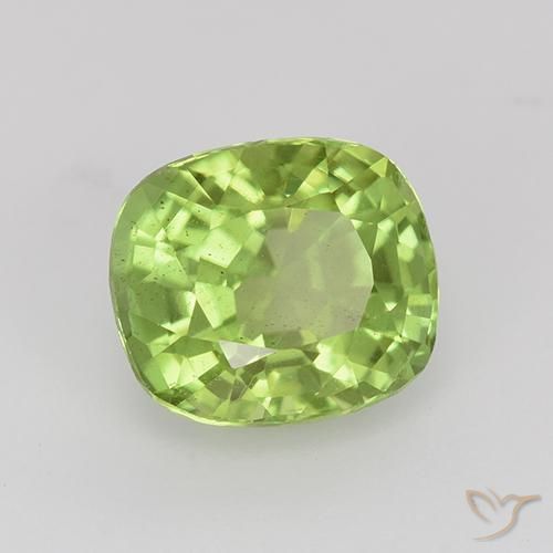 Péridot Vert vif et léger naturelle Coussin, 2.24 ct, VS