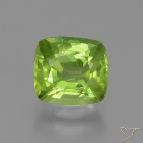 2.25ct Naturel Vert moyen Péridot, Coussin, VS