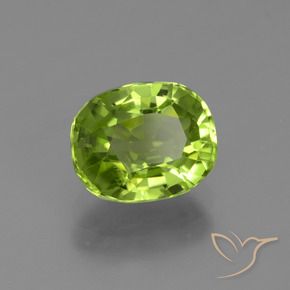 Péridot vert naturelle coupe ovale, 2,40 ct, VS