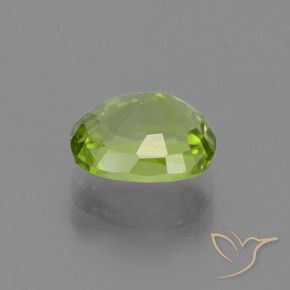 Péridot vert naturelle coupe ovale, 2,40 ct, VS