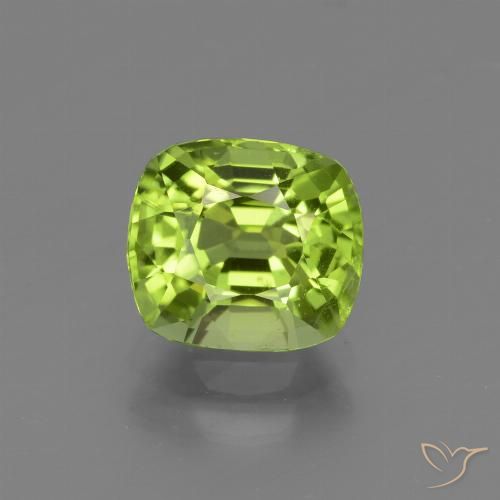 2.26ct Naturel Vert moyen Péridot, Coussin, VS