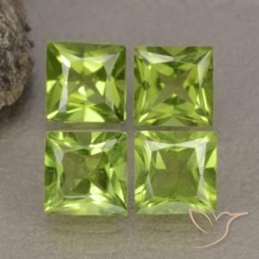 Shop natural 2.89ct Vert éclatant Péridot gems, Carré, from Chine at GemSelect. In stock, global shipping!