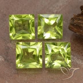 Shop natural 3.00ct Vert jaunâtre Péridot gems, Carré, from Chine at GemSelect. In stock, global shipping!