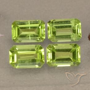 Shop natural 2.39ct Vert moyen Péridot gems, Octogone / coupe Émeraude, from Chine at GemSelect. In stock, global shipping!