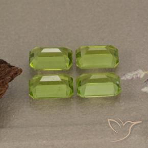 Shop natural 2.54ct Vert éclatant Péridot gems, Octogone / coupe Émeraude, from Chine at GemSelect. In stock, global shipping!