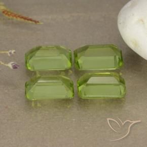 Shop natural 2.29ct Vert moyen Péridot gems, Octogone / coupe Émeraude, from Chine at GemSelect. In stock, global shipping!