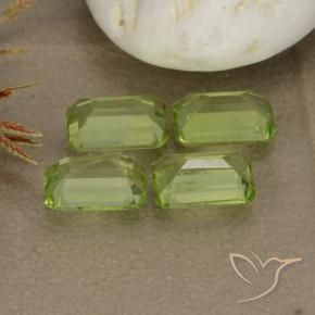 Shop natural 2.62ct Vert éclatant Péridot gems, Octogone / coupe Émeraude, from Chine at GemSelect. In stock, global shipping!