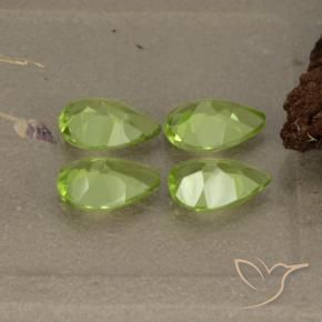 Shop natural 2.70ct Vert éclatant Péridot gems, En forme de poire, from Chine at GemSelect. In stock, global shipping!