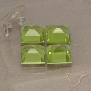 Shop natural 4.41ct Vert jaunâtre Péridot gems, Carré, from Chine at GemSelect. In stock, global shipping!