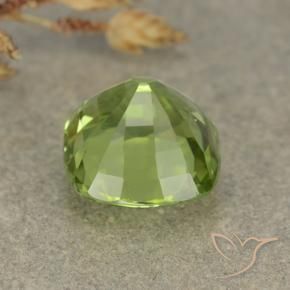 Péridot Vert moyen naturelle Coussin, 2.40 ct, VVS-VS