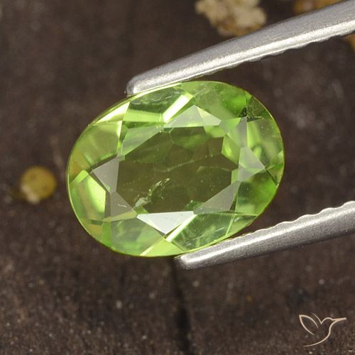 1.16ct Naturel Vert moyen Péridot, ovale, VS