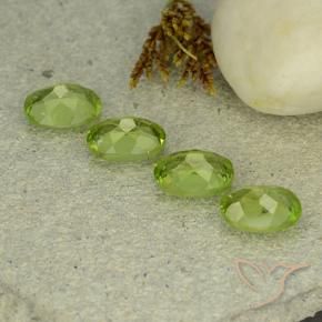 Shop natural 5.23ct Vert moyen Péridot gems, ovale, from Chine at GemSelect. In stock, global shipping!