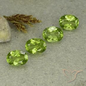 Shop natural 5.51ct Vert éclatant Péridot gems, ovale, from Chine at GemSelect. In stock, global shipping!