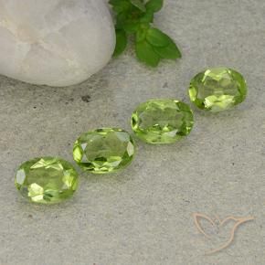 Shop natural 4.40ct Vert vif et léger Péridot gems, ovale, from Chine at GemSelect. In stock, global shipping!