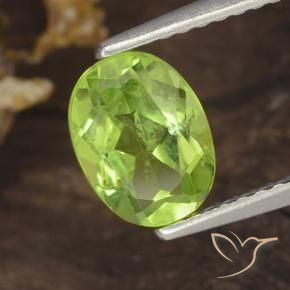 Péridot Vert clair naturelle ovale, 1.35 ct, VS