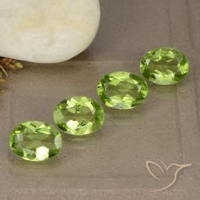 Shop natural 5.07ct Vert éclatant Péridot gems, ovale, from Chine at GemSelect. In stock, global shipping!