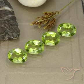 Shop natural 5.38ct Vert éclatant Péridot gems, ovale, from Chine at GemSelect. In stock, global shipping!