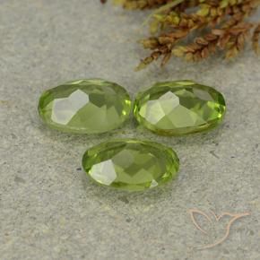Shop natural 2.91ct Vert éclatant Péridot gems, ovale, from Chine at GemSelect. In stock, global shipping!
