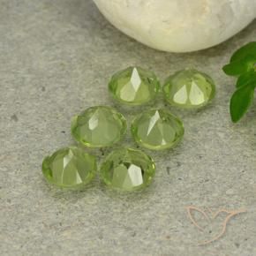 Shop natural 2.87ct Vert jaunâtre Péridot gems, Tour, from Chine at GemSelect. In stock, global shipping!