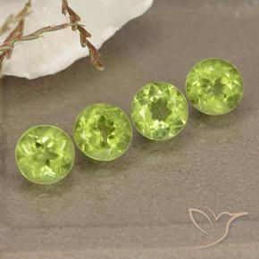 Shop natural 2.01ct Vert moyen Péridot gems, Tour, from Chine at GemSelect. In stock, global shipping!