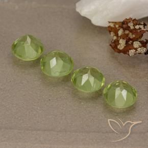 Shop natural 2.32ct Vert moyen Péridot gems, Tour, from Chine at GemSelect. In stock, global shipping!