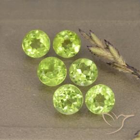 Shop natural 3.00ct Vert jaunâtre vif Péridot gems, Tour, from Chine at GemSelect. In stock, global shipping!
