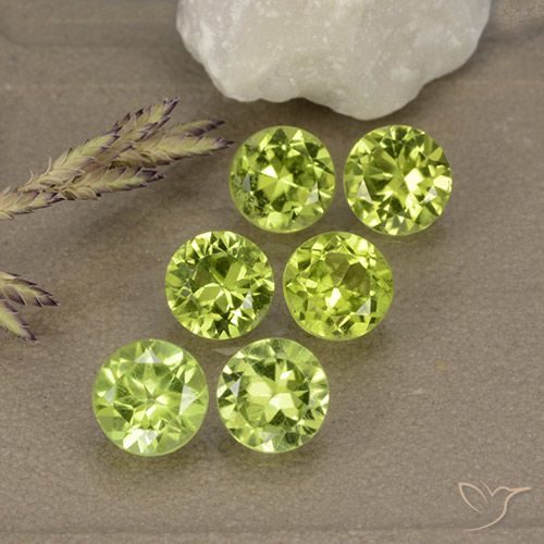 2.76ctw Naturel Vert jaunâtre Péridot, Tour, VVS-VS