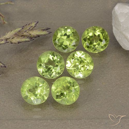 3.33ctw Naturel Vert éclatant Péridot, Tour, VVS-VS