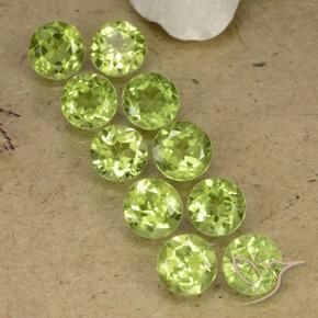 Shop natural 4.60ct Vert moyen Péridot gems, Tour, from Chine at GemSelect. In stock, global shipping!