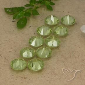 Shop natural 4.19ct Vert vif et léger Péridot gems, Tour, from Chine at GemSelect. In stock, global shipping!