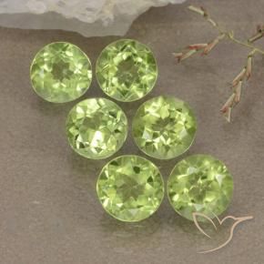 Shop natural 2.98ct Vert vif et léger Péridot gems, Tour, from Chine at GemSelect. In stock, global shipping!