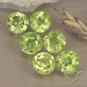 Shop natural 3.17ct Vert vif et léger Péridot gems, Tour, from Chine at GemSelect. In stock, global shipping!