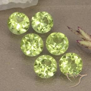 Shop natural 2.92ct Vert clair Péridot gems, Tour, from Chine at GemSelect. In stock, global shipping!