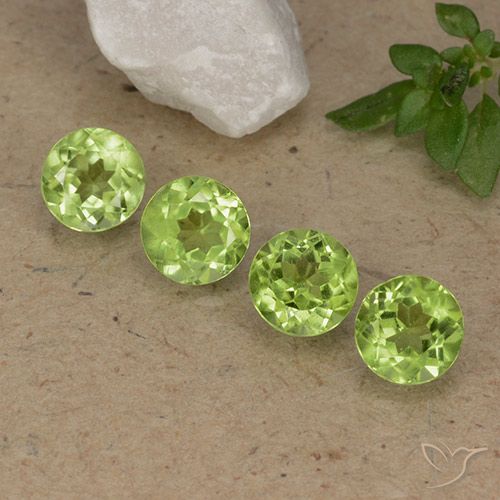2.27ctw Naturel Vert éclatant Péridot, Tour, VVS-VS