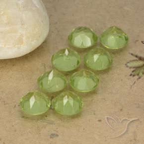 Shop natural 4.34ct Vert moyen Péridot gems, Tour, from Chine at GemSelect. In stock, global shipping!