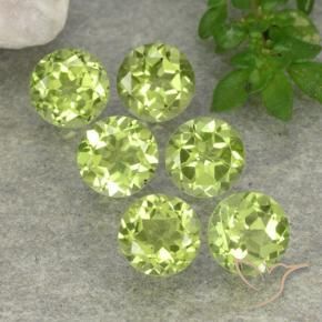 Shop natural 2.57ct Vert clair Péridot gems, Tour, from Chine at GemSelect. In stock, global shipping!