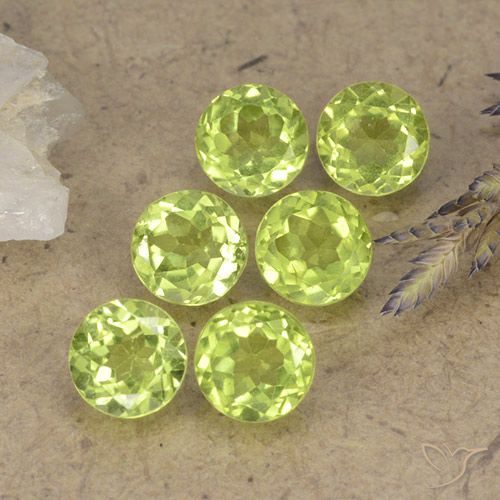 2.52ctw Naturel Vert vif et léger Péridot, Tour, VVS-VS