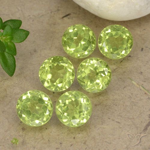 2.73ctw Naturel Vert clair Péridot, Tour, VVS-VS