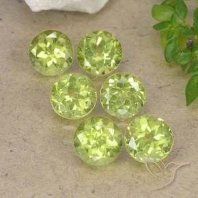 Shop natural 2.52ct Vert clair Péridot gems, Tour, from Chine at GemSelect. In stock, global shipping!