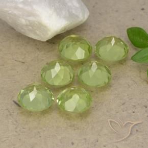 Shop natural 2.51ct Vert vif et léger Péridot gems, Tour, from Chine at GemSelect. In stock, global shipping!
