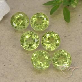 Shop natural 2.57ct Vert vif et léger Péridot gems, Tour, from Chine at GemSelect. In stock, global shipping!