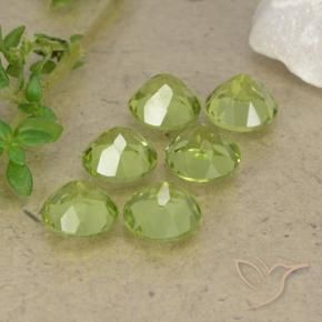 Shop natural 2.57ct Vert vif et léger Péridot gems, Tour, from Chine at GemSelect. In stock, global shipping!