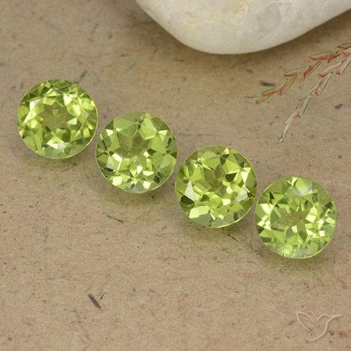 3.24ctw Naturel Vert clair Péridot, Tour, VS