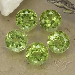 Shop natural 4.85ct Vert vif et léger Péridot gems, Tour, from Chine at GemSelect. In stock, global shipping!