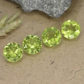 Shop natural 2.91ct Vert vif et léger Péridot gems, Tour, from Chine at GemSelect. In stock, global shipping!