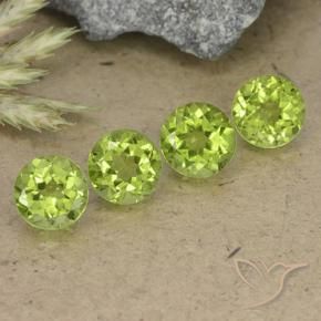 Shop natural 3.53ct Vert moyen Péridot gems, Tour, from Chine at GemSelect. In stock, global shipping!